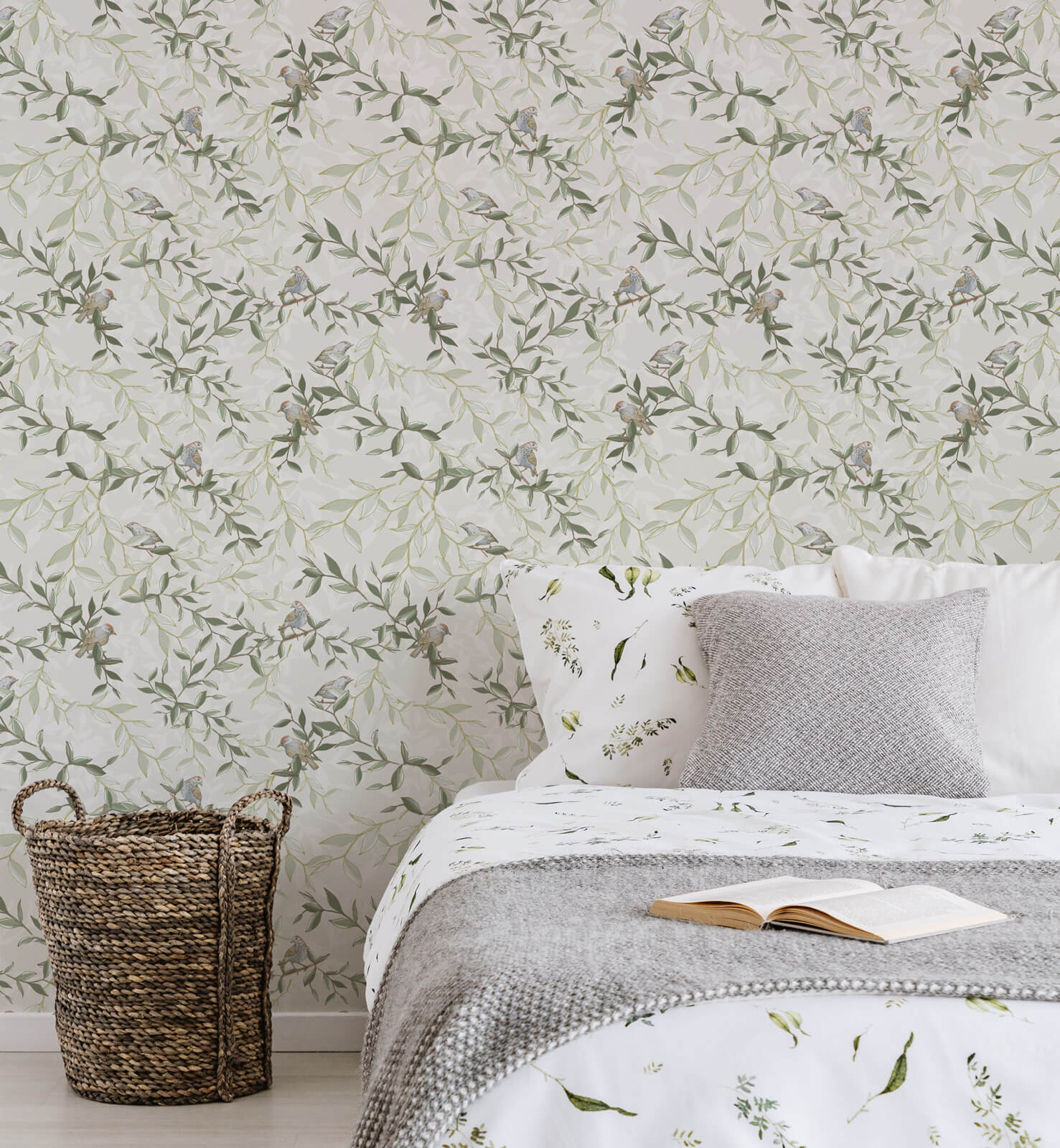 Elegant Chinoiserie Bird Wallpaper
