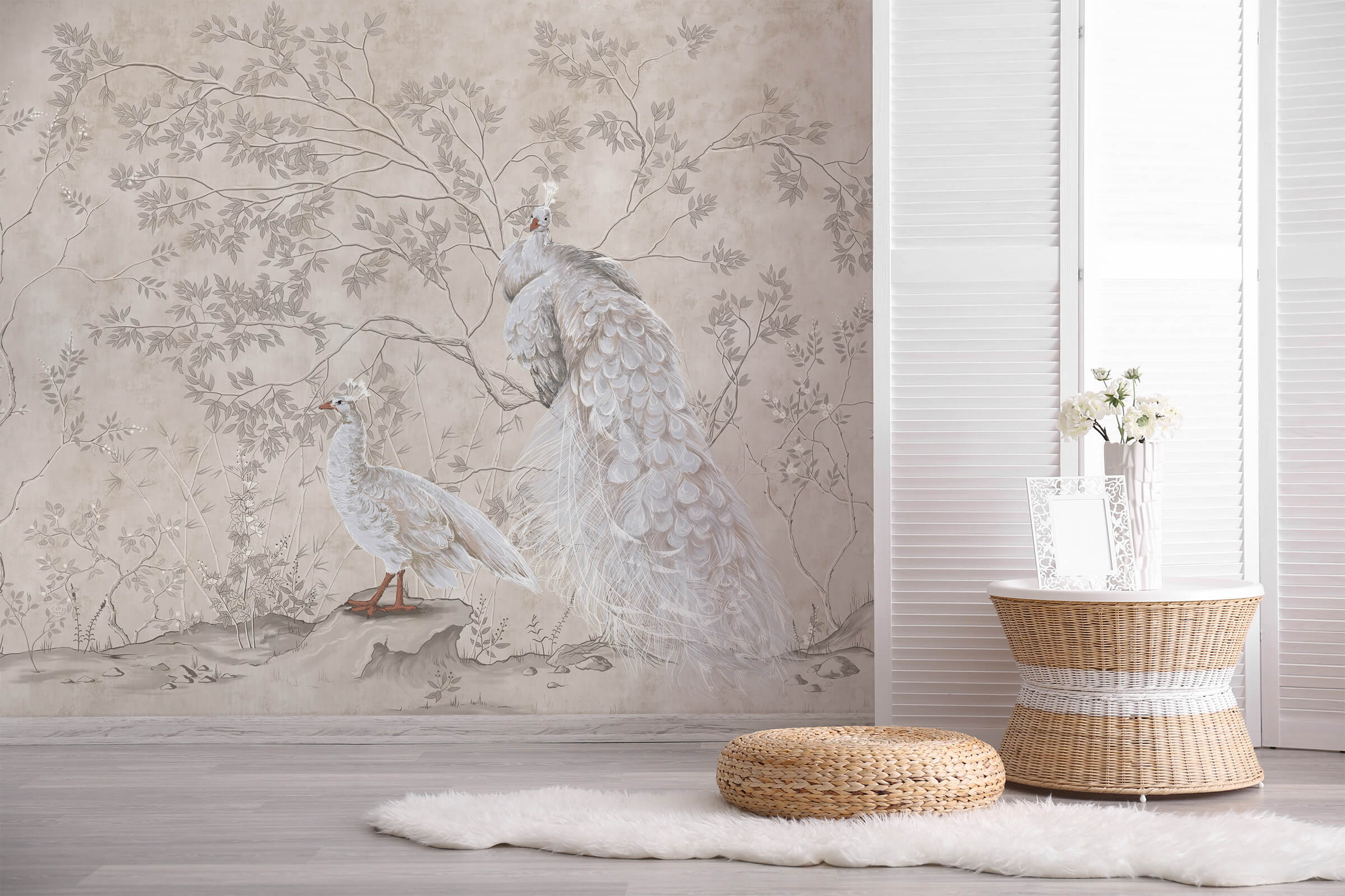 Vintage Chinoiserie Peacock Luxury Wallpaper