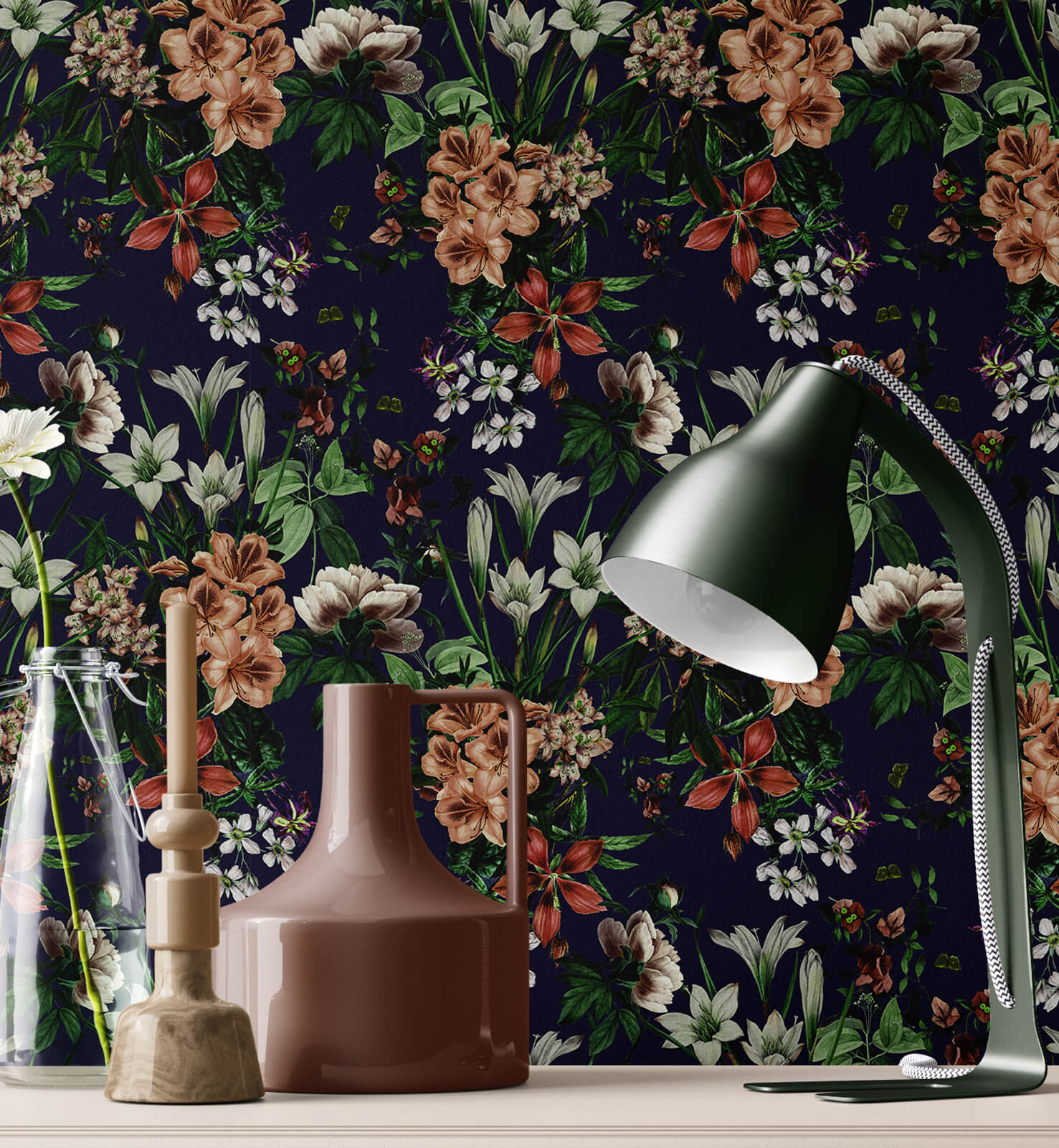 Dark Blooming Flower Pattern Wallpaper