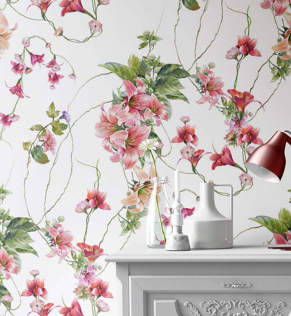 Painting Flowers - Walltrendz